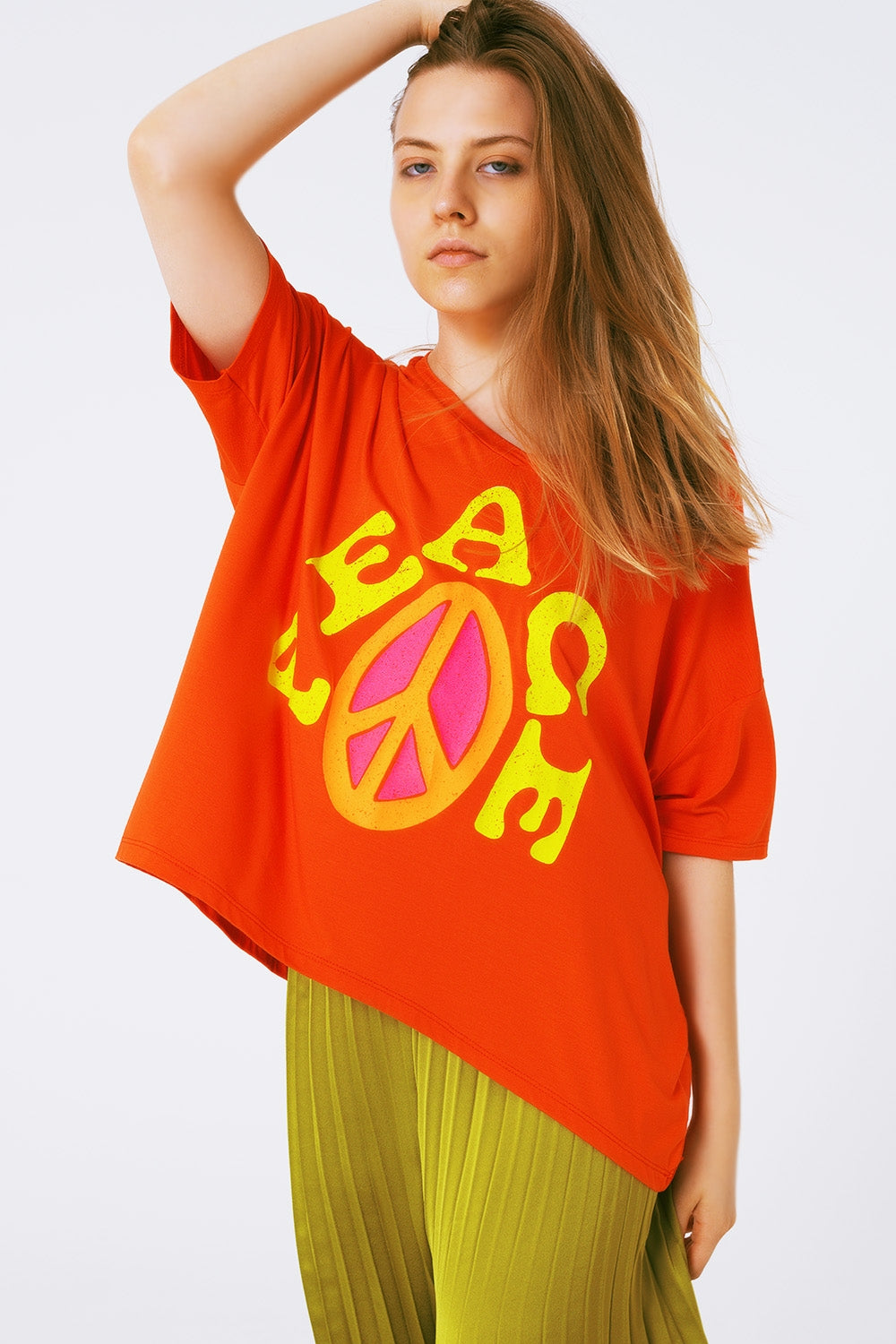 Q2 Oversized T-shirt With Peace Text in Orange