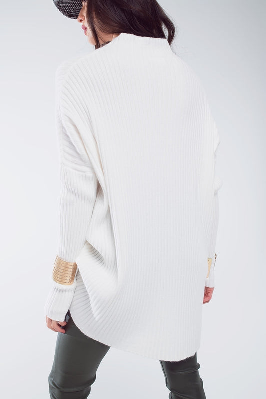Jersey oversize blanco con detalles de rayas