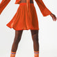 Q2 Pleated short skirt in orange