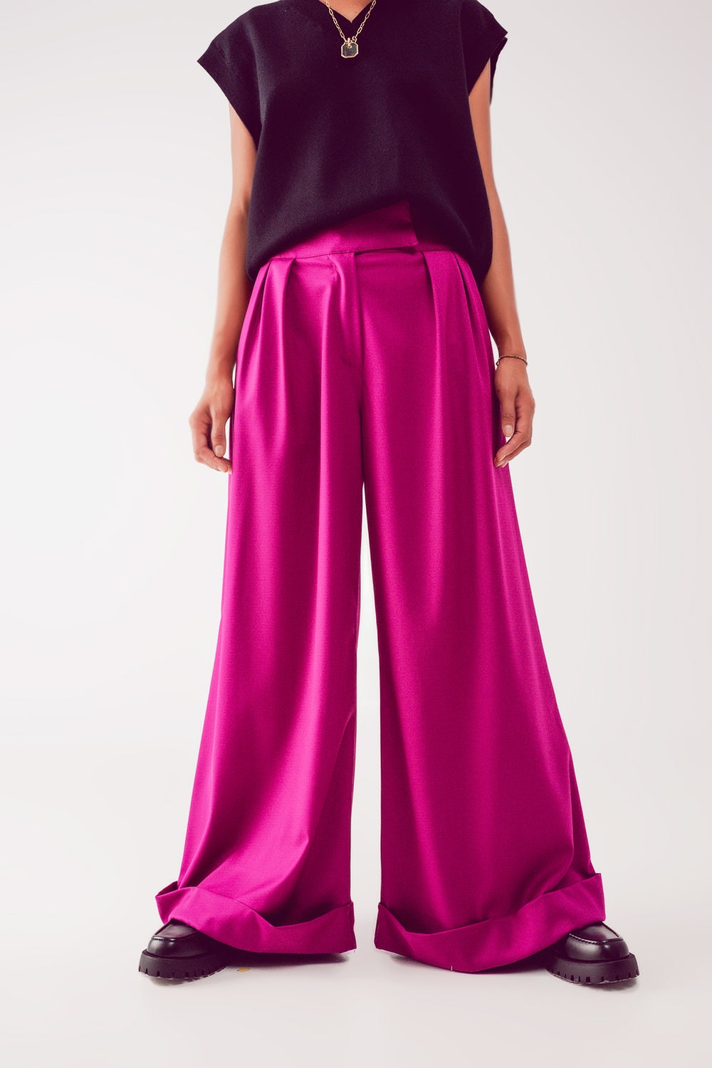 Pleated wide leg pants in fuchsia Szua Store