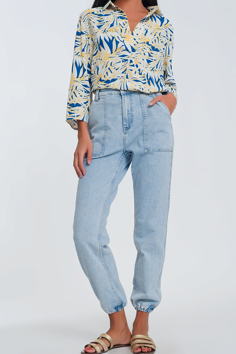 Pocket detail jeans in light denim Szua Store