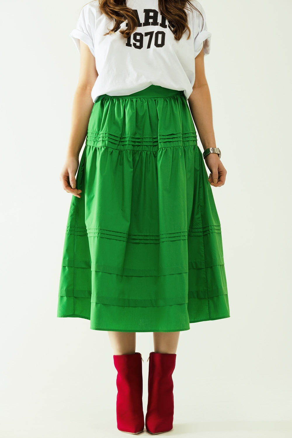 Q2 Poplin tiered midi skirt with stitching details in green