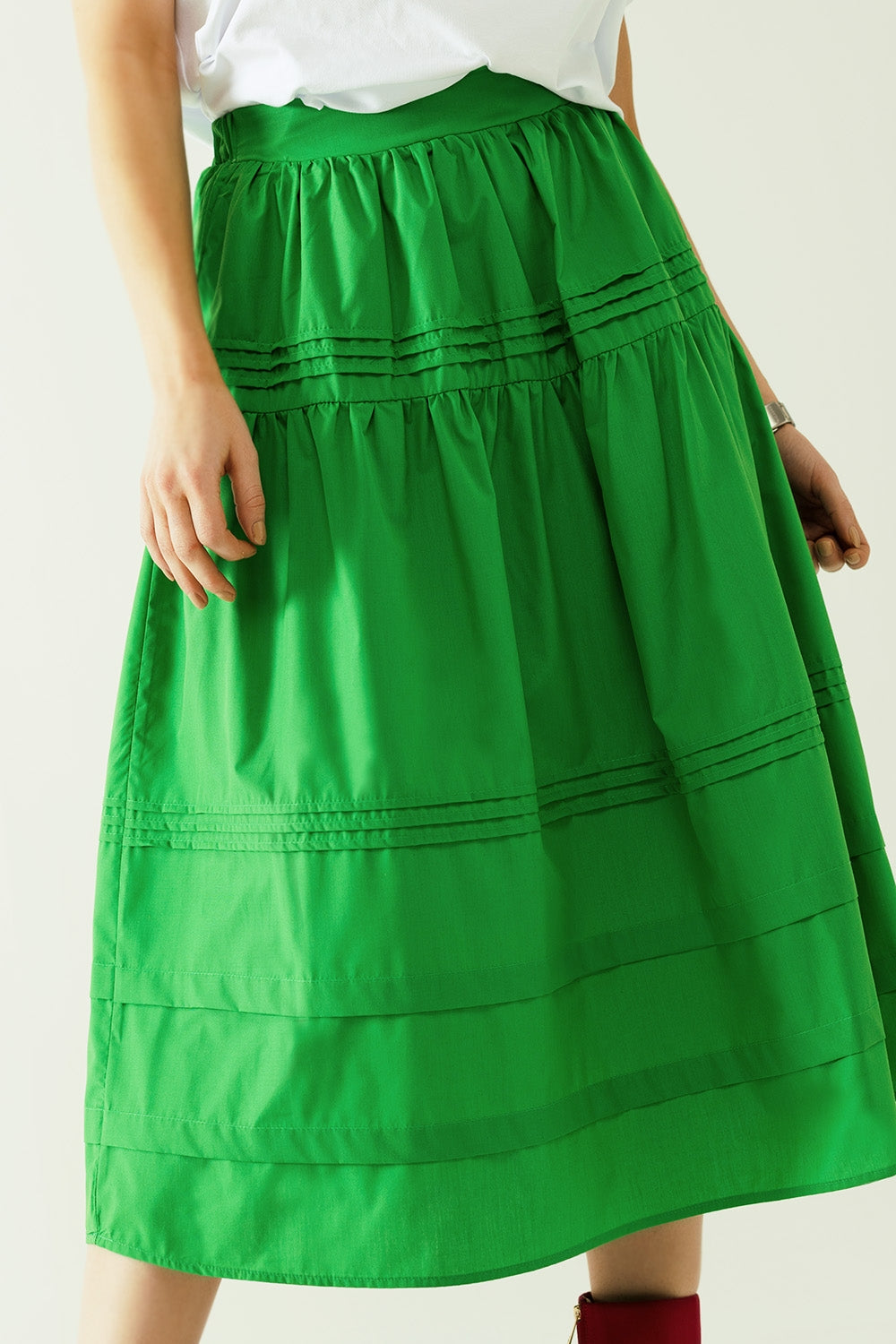 Poplin tiered midi skirt with stitching details in green