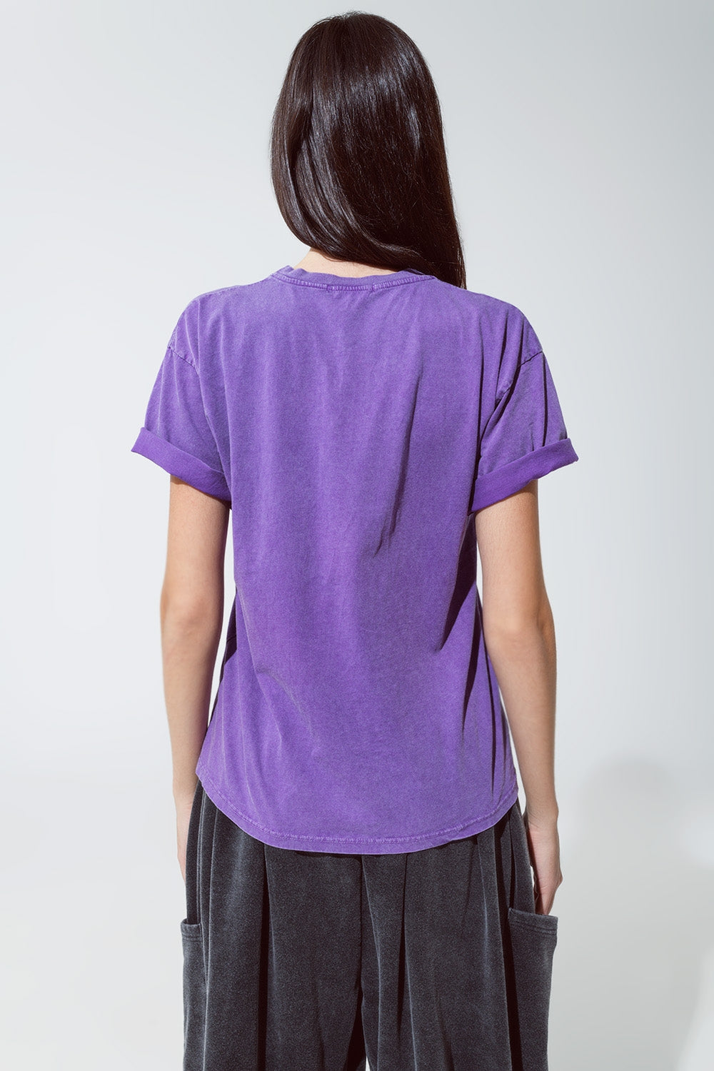 Purple T-shirt with Los Angeles print on the front