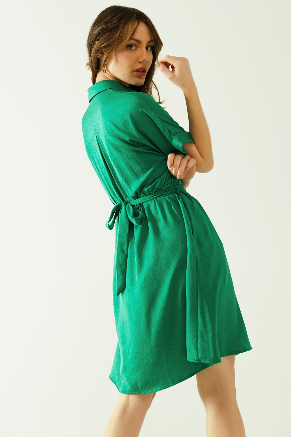 Relaxed belted mini dress with button placked down the front in green