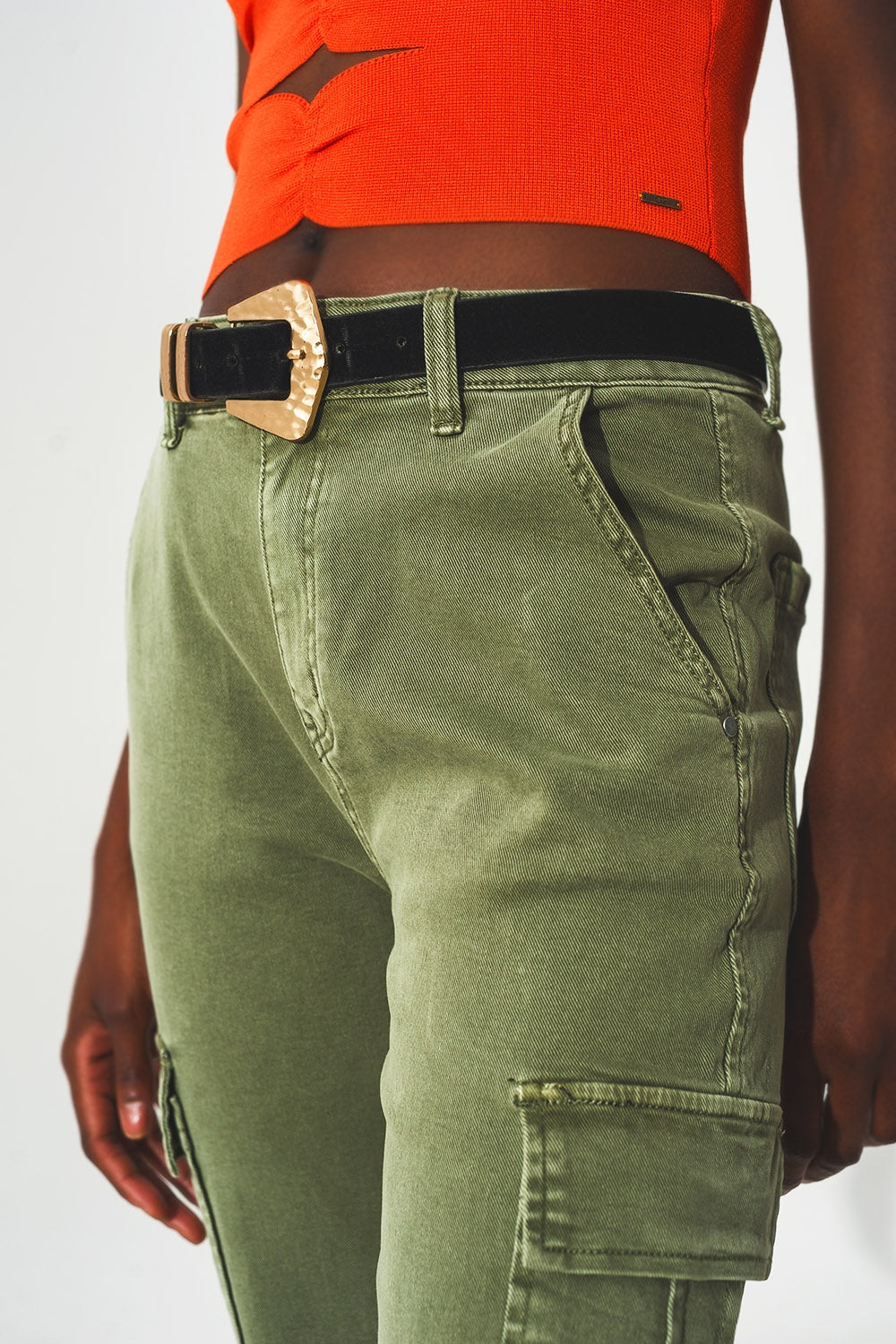 Relaxed cargo pants in khaki - Szua Store