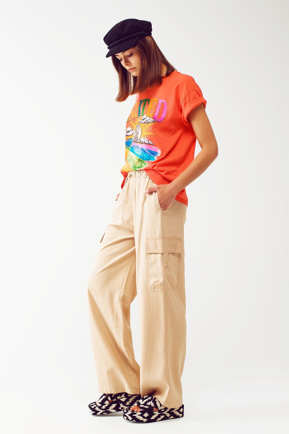 Relaxed Cargo Pants With Drawstring in Beige - Szua Store