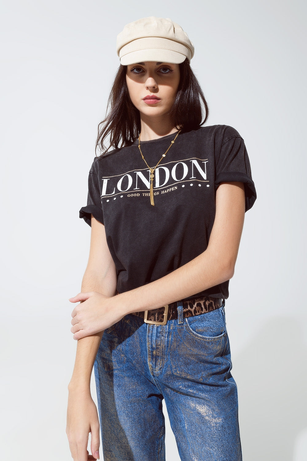 Q2 relaxed fit T-shirt in washed black with london logo