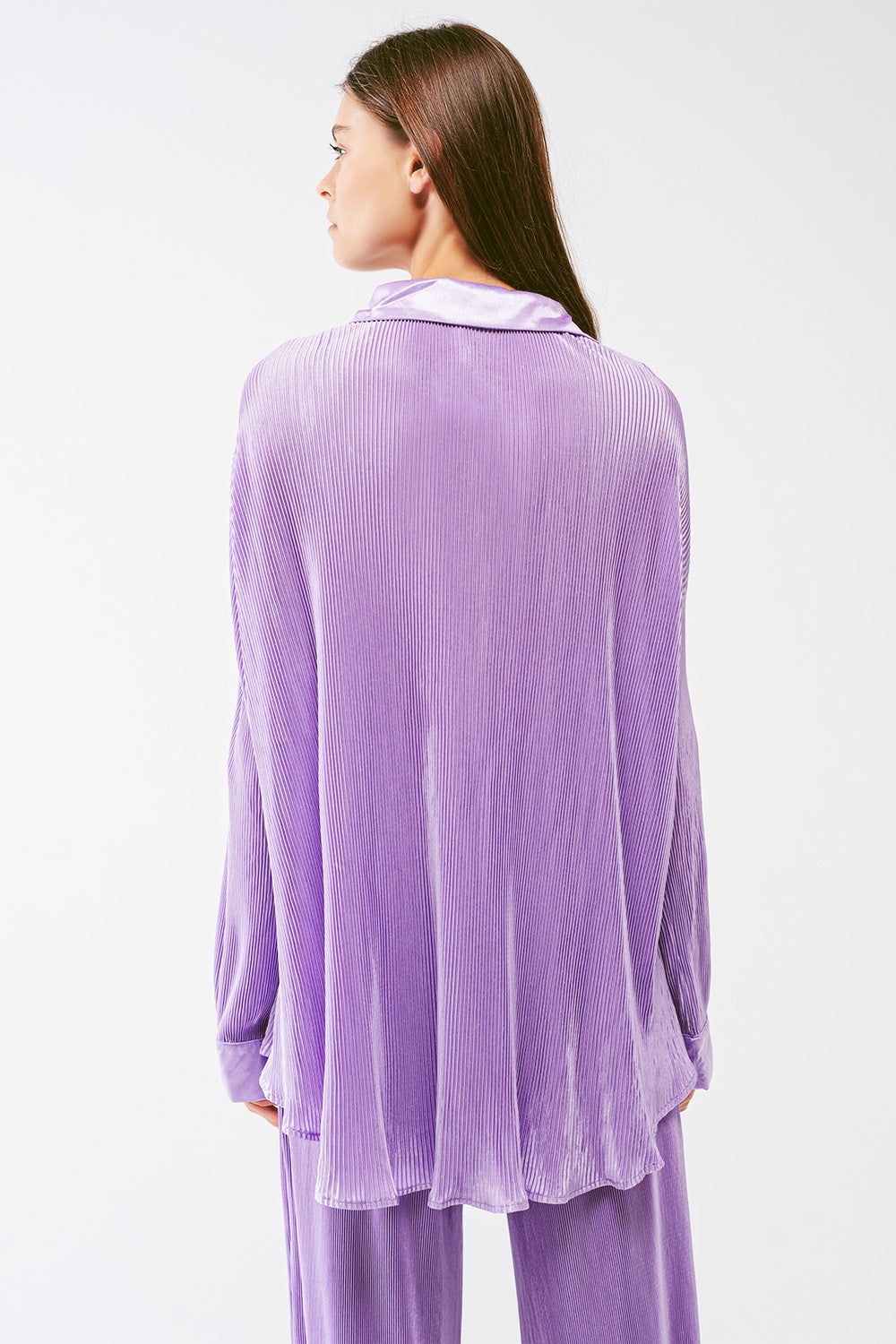 Relaxed Pleated Satin Shirt in lilac - Szua Store