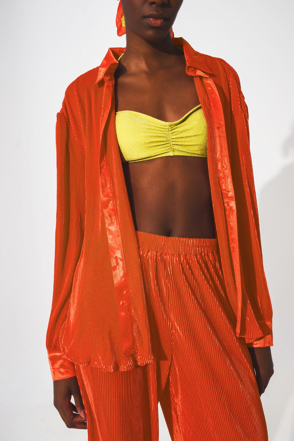 Q2 Relaxed pleated satin shirt in orange