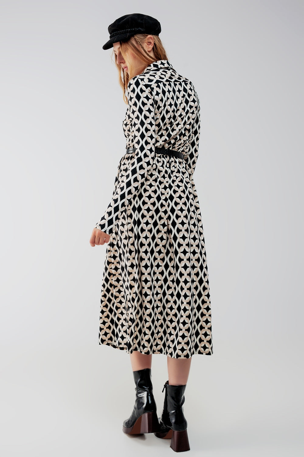 Relaxed shirt dress in black geo print - Szua Store