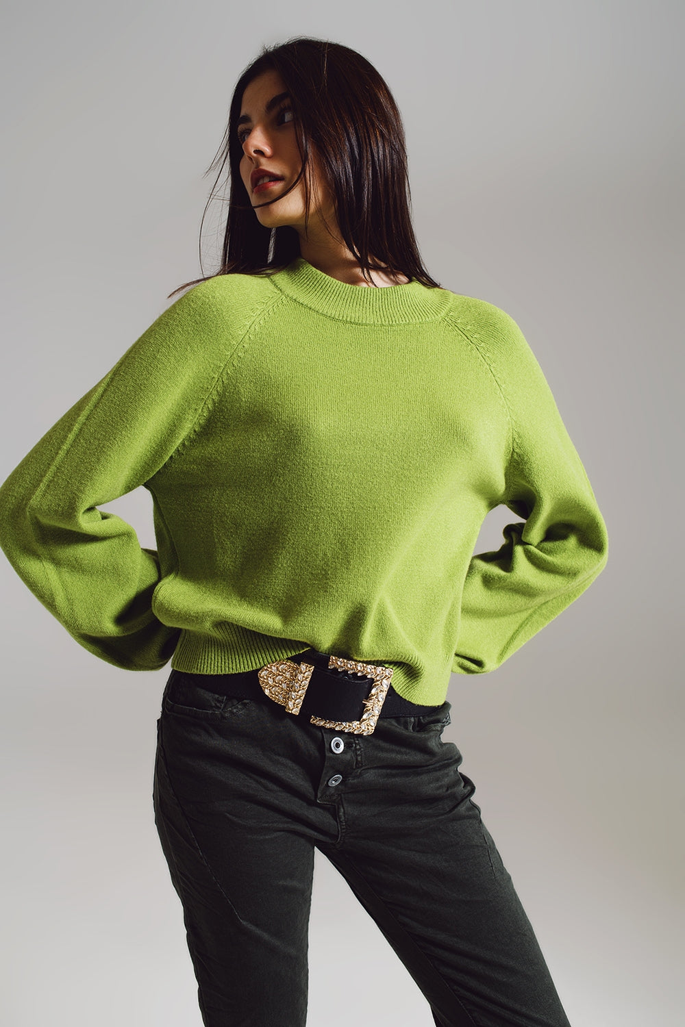 Q2 relaxed style green jumper with balloon sleeves