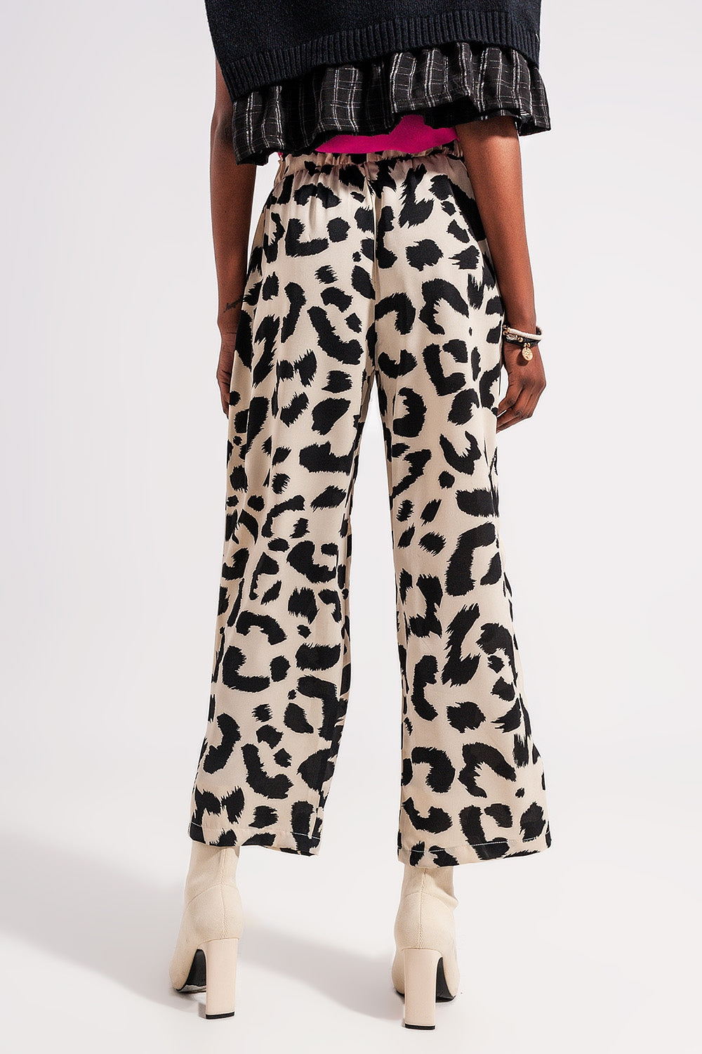 Relaxed trousers in cream animal print Szua Store