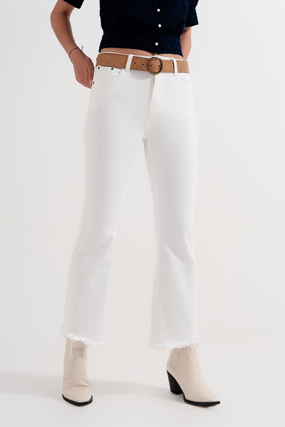 Rigid cropped flare jeans in cream with raw hem Szua Store