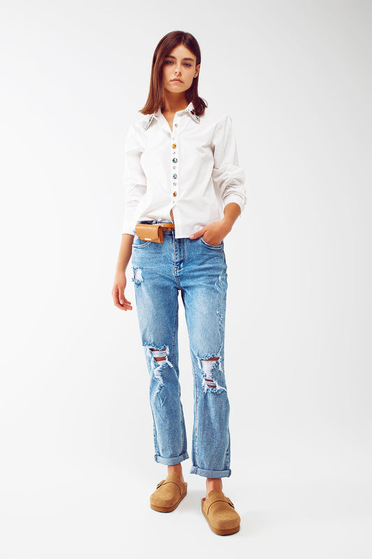 Ripped knee straight leg jeans in light blue wash - Szua Store