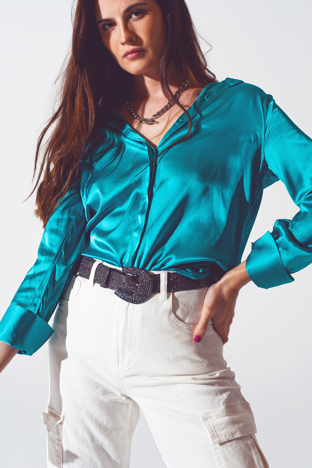 Q2 Satin shirt with split cuff in turquoise