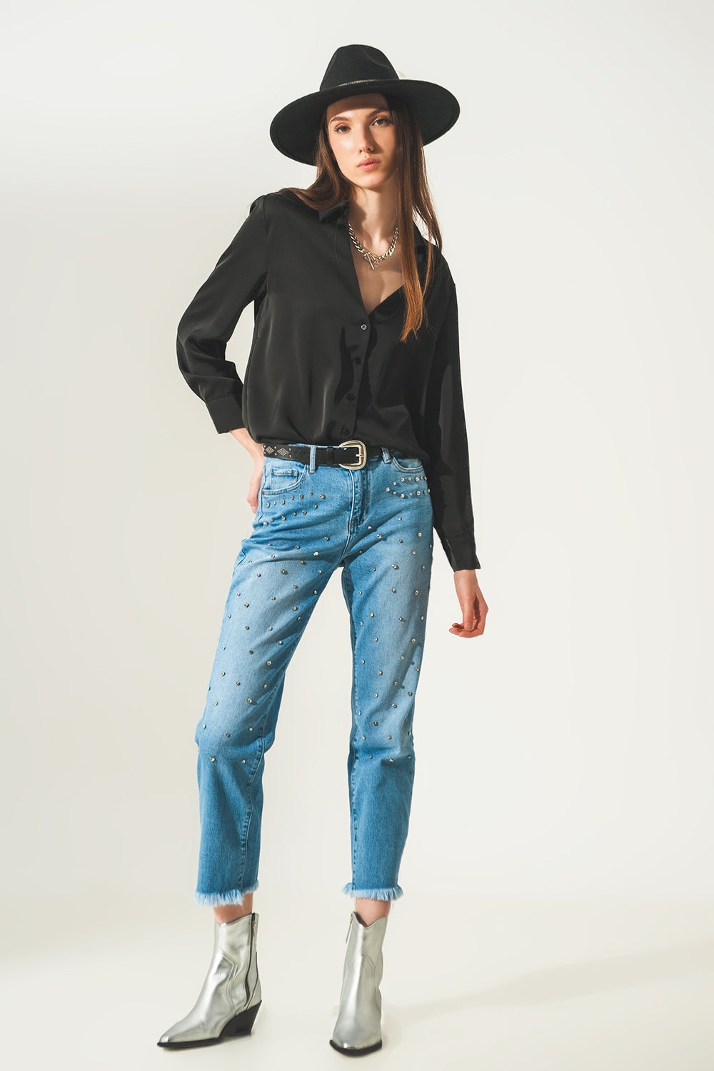 Satin shirt with v neck in black - Szua Store