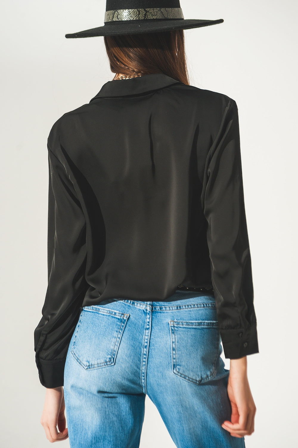 Satin shirt with v neck in black - Szua Store