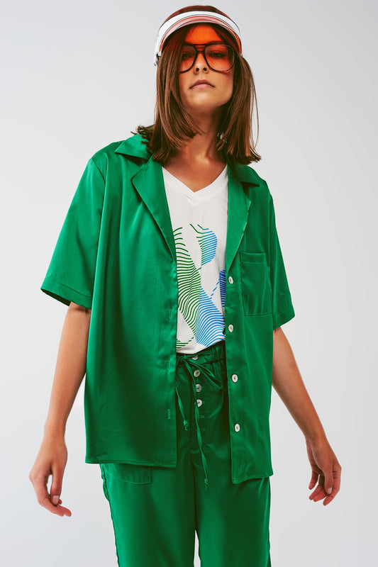 Q2 Satin Short Sleeve Shirt in Green