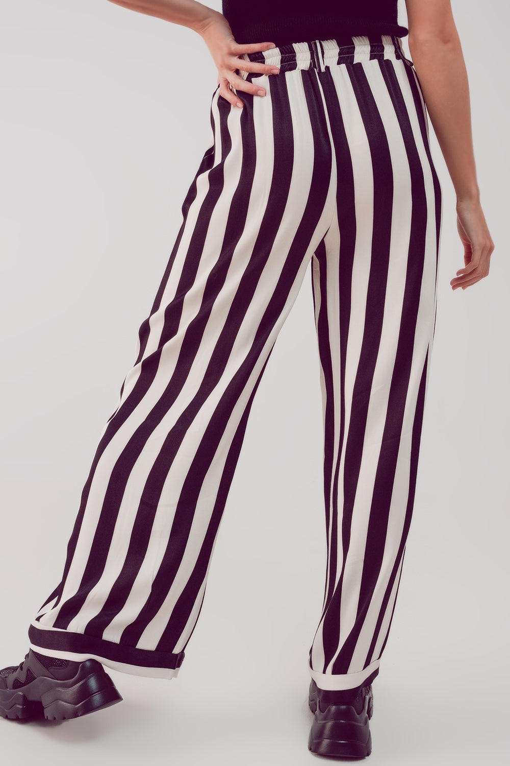 Satin wide leg stripe pants in black Szua Store