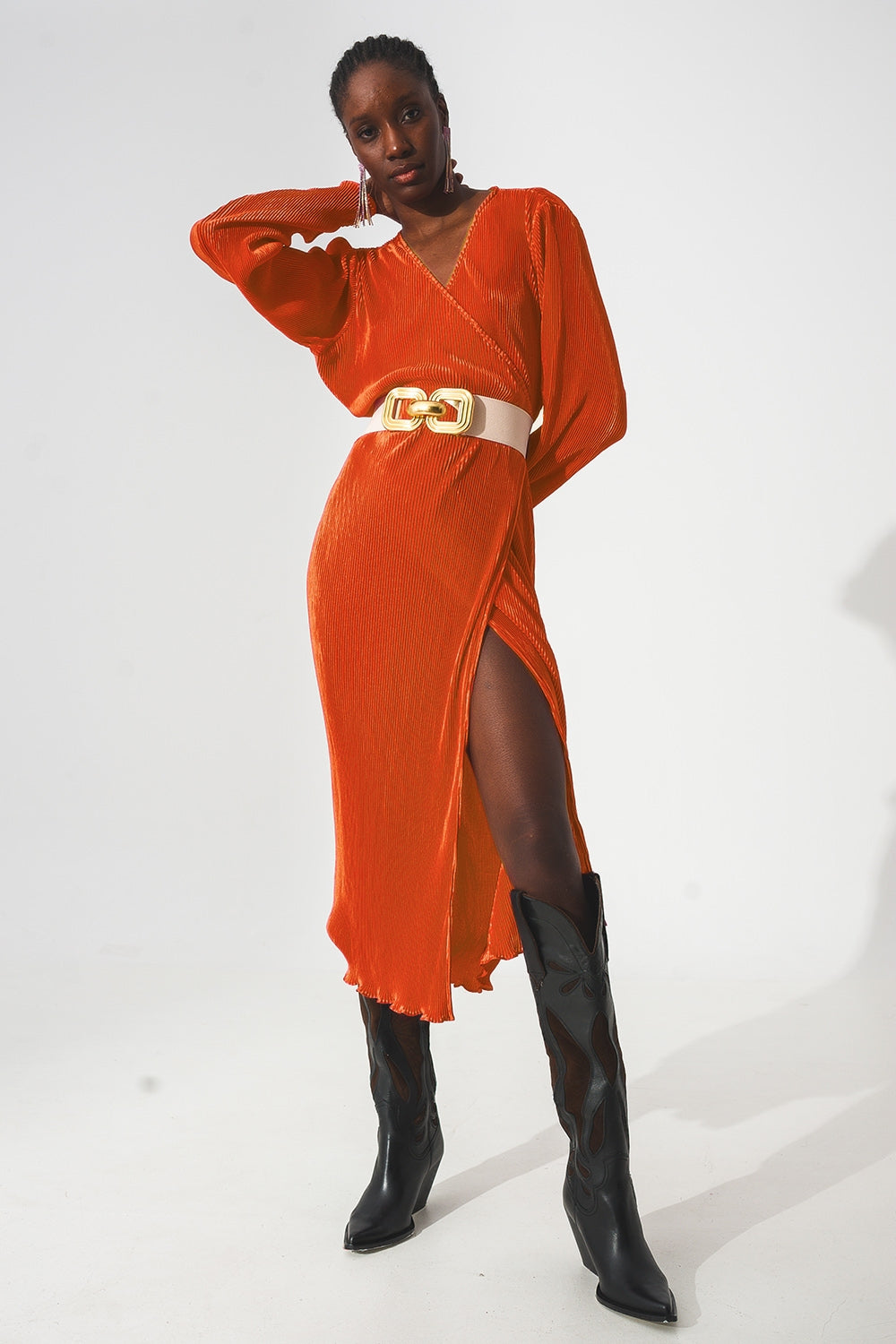 Q2 Satin wrap deatil pleated dress in orange