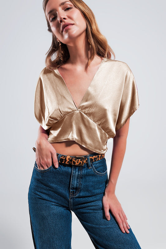 Q2 Short sleeve cropped satin top in beige