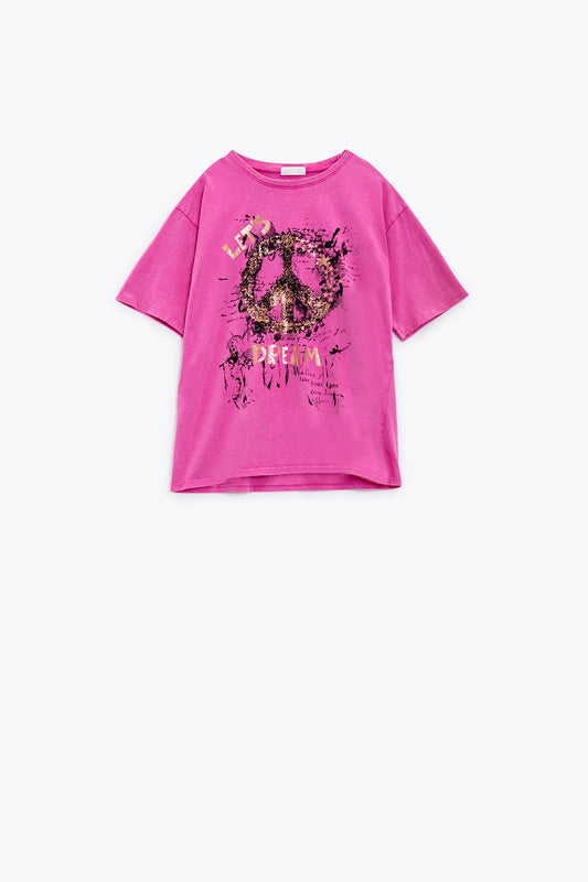 Short Sleeve T-shirt With Graphic Peace Sign Design At The Front In Fuchsia