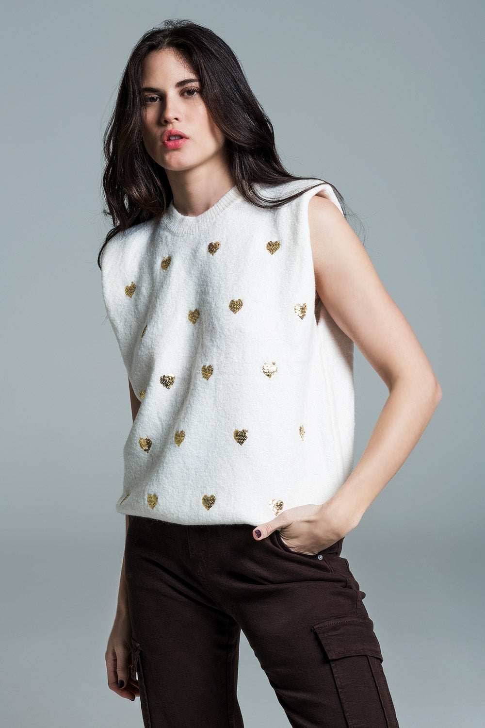 Q2 Sleeveless sweater in white with silver sequin hearts