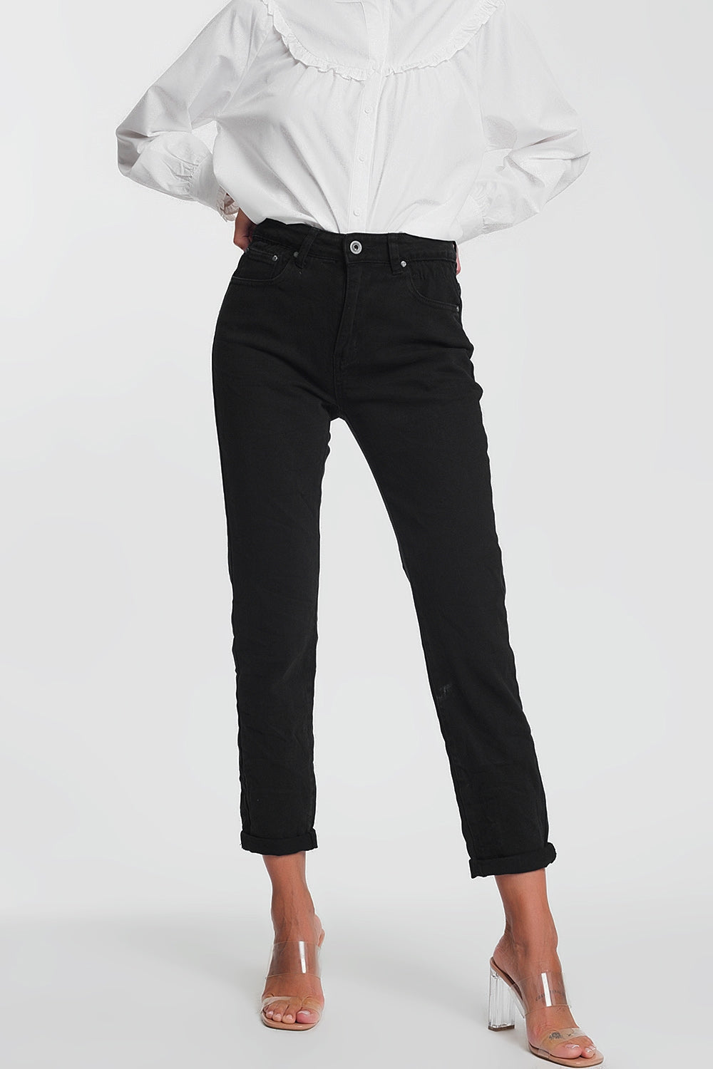 Straight leg high waisted jeans in black