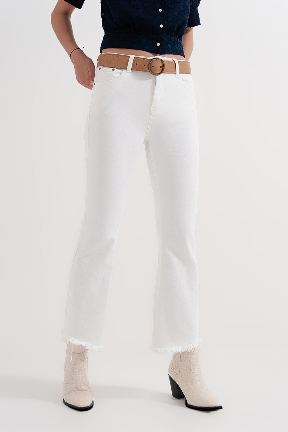 straight Pants in white with wide ankles