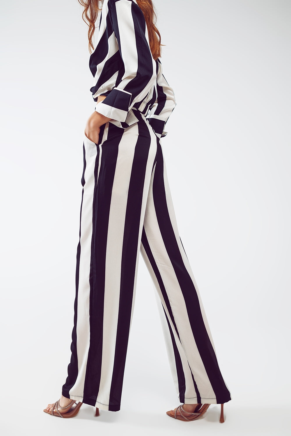 Straight Pants Stripe design and Relaxed fit in Black and White - Szua Store