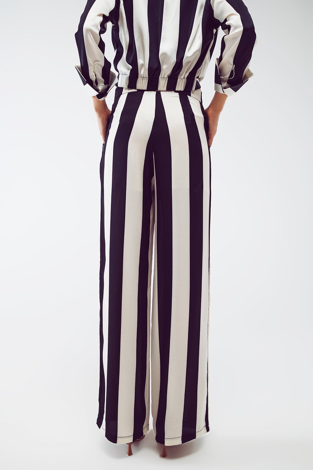 Straight Pants Stripe design and Relaxed fit in Black and White - Szua Store