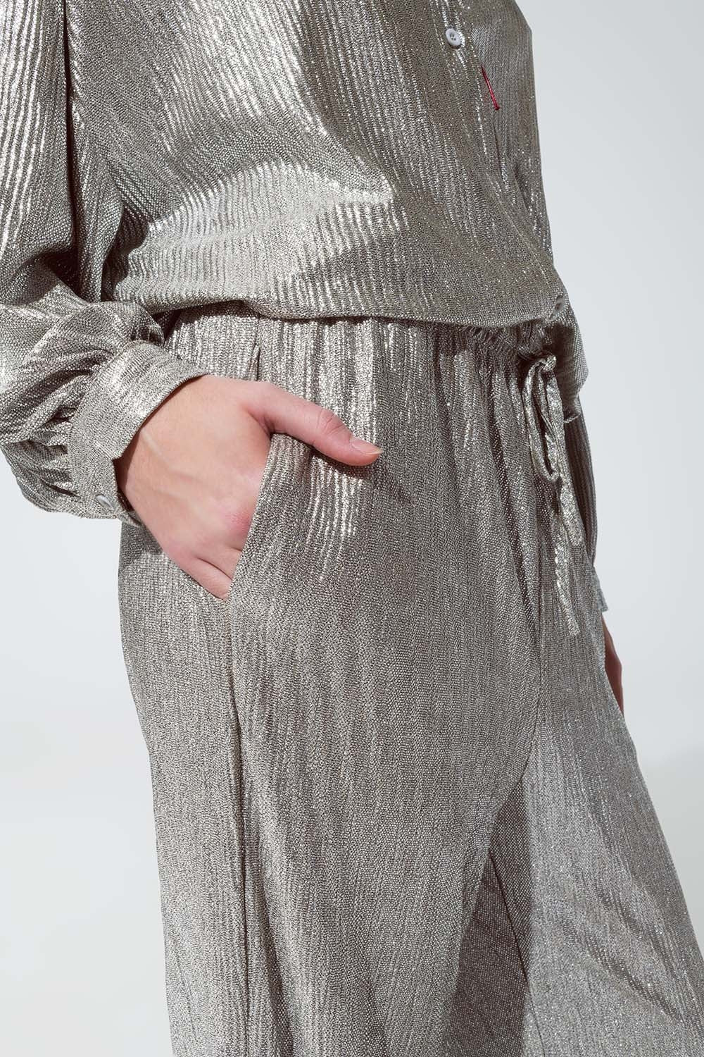 Straight Relaxed Fit Metallic Finish Pants With Ajustable Drawstring