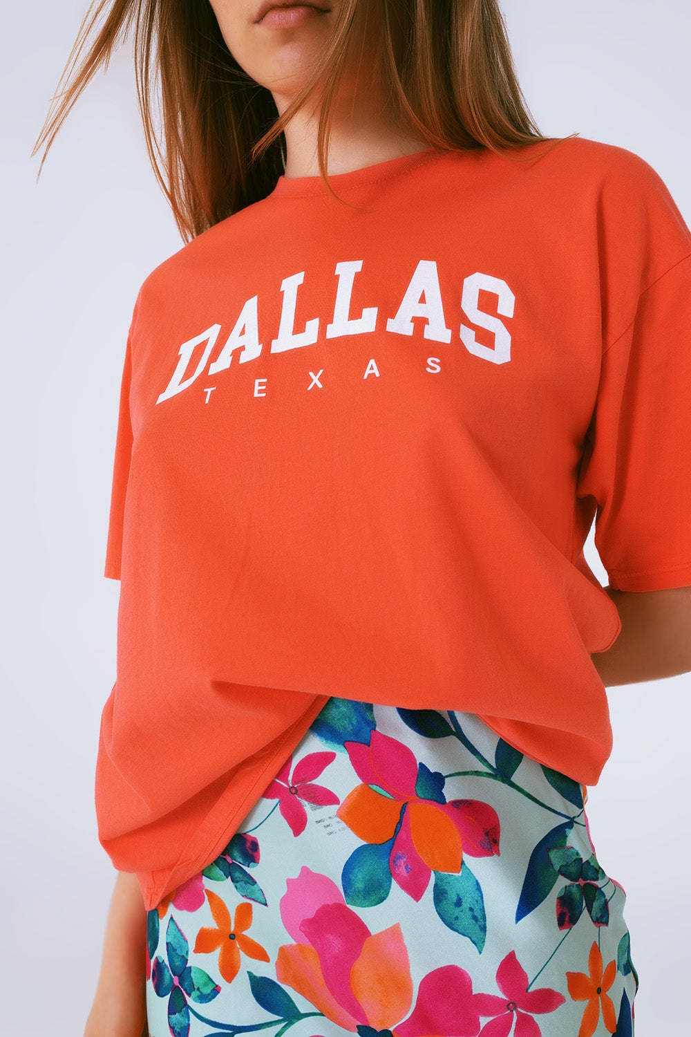 T Shirt with Dallas Texas Text in Orange - Szua Store