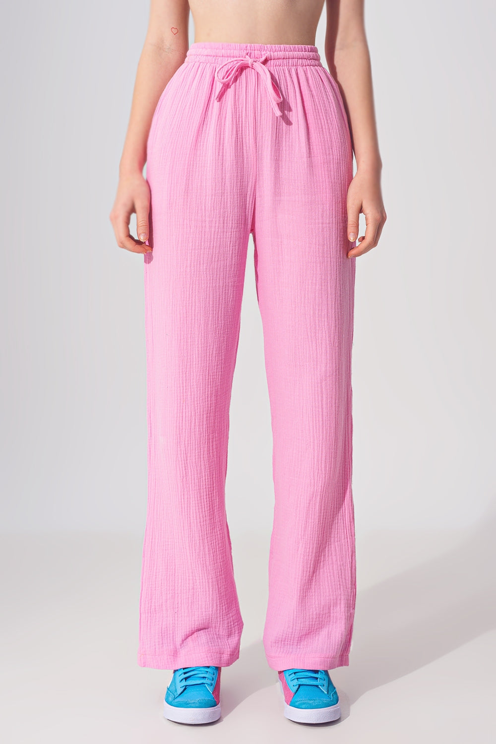 Q2 Textured Loose Fit Pants in Pink