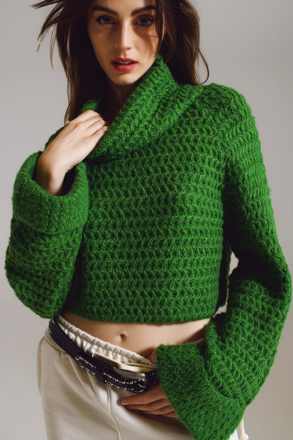 Q2 Waffle Knit Jumper With Turtle Neck and Rolled Cuffs in Green
