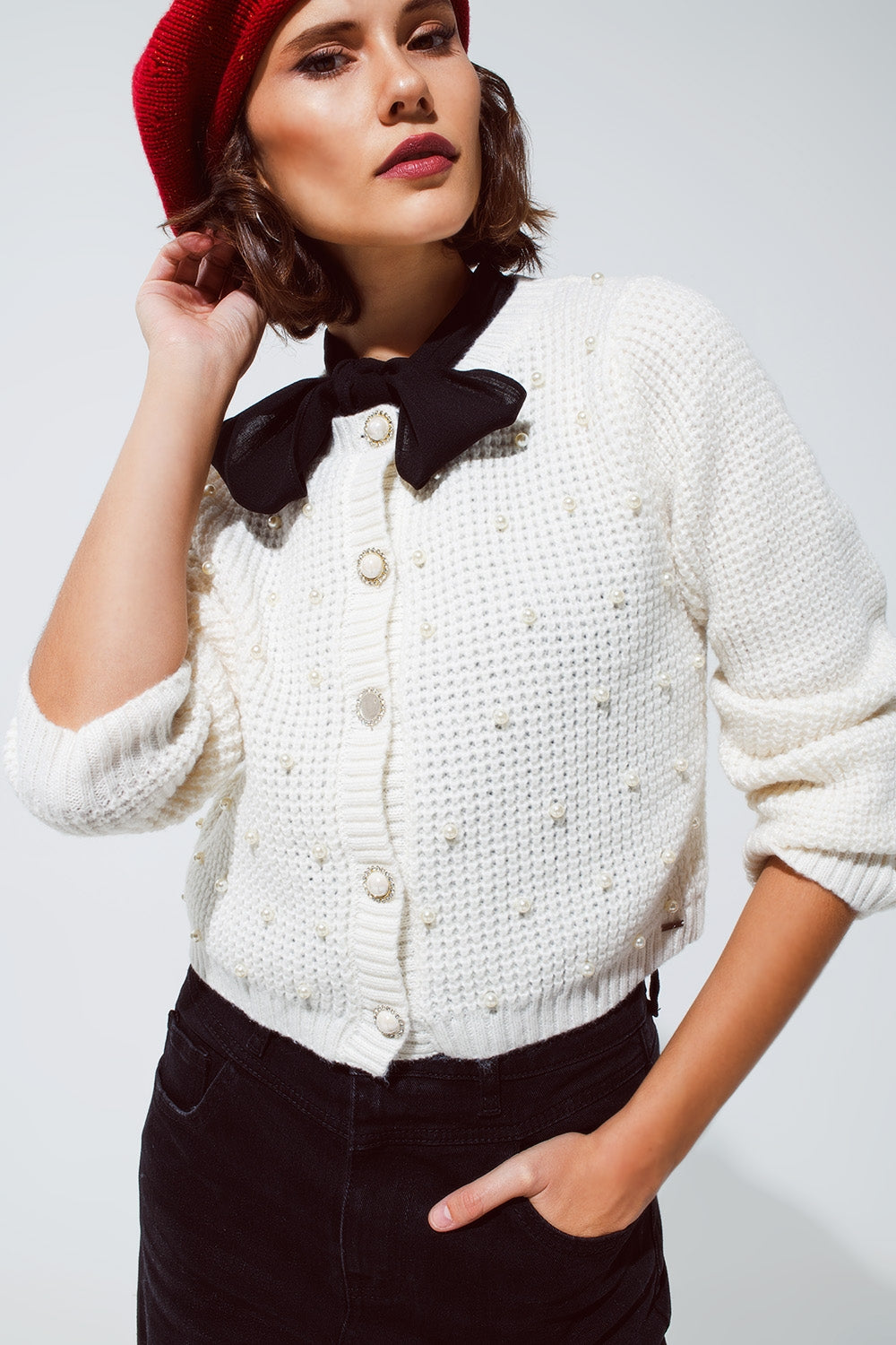 Q2 White Waffle Knit Cardigan With Embellished Pearls And Jewelled Buttons In White