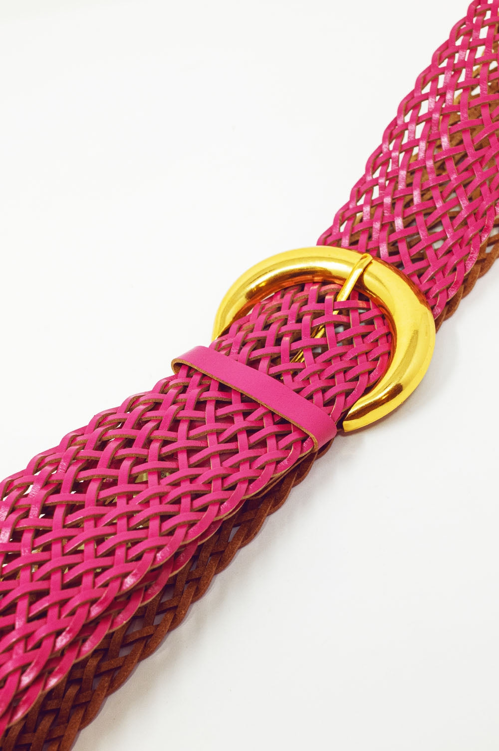 Wide faux leather braided belt with gold buckle in pink - Szua Store
