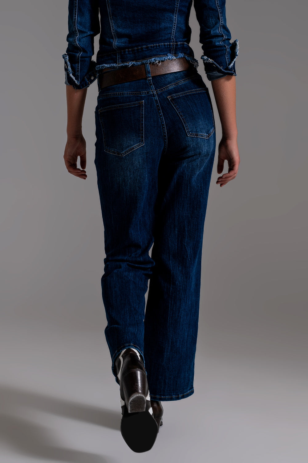 Wide Leg 70`s Jeans in Mid Wash Blue - Szua Store