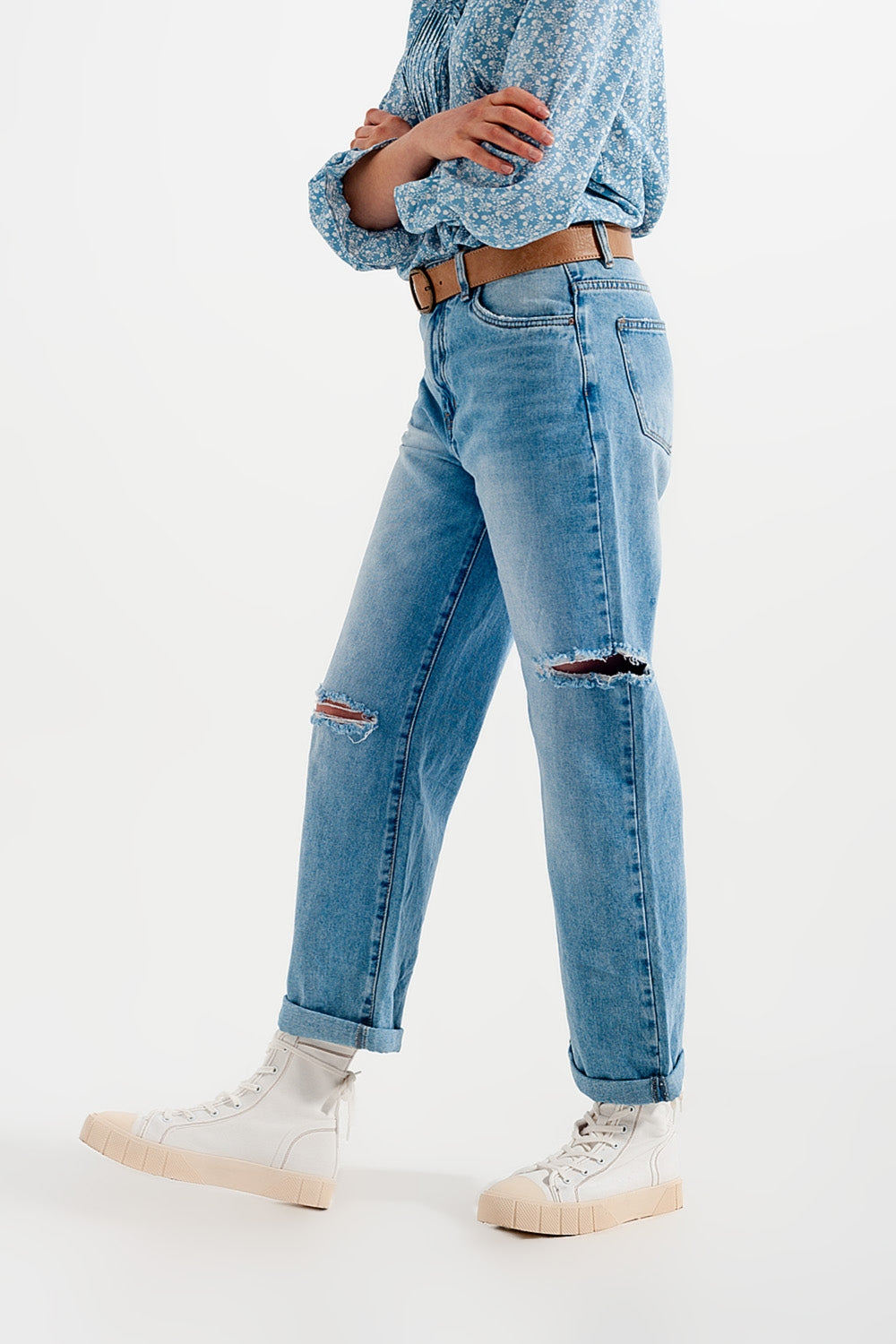 Wide leg jean with knee rips washed blue Szua Store